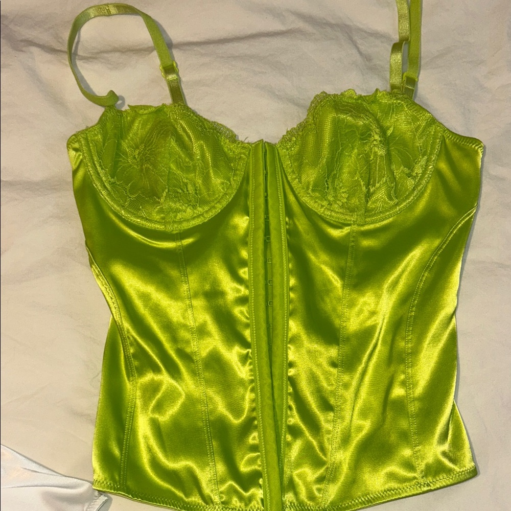 MESHKI Black, White, and Green Corset Tops - Picture 8 of 10